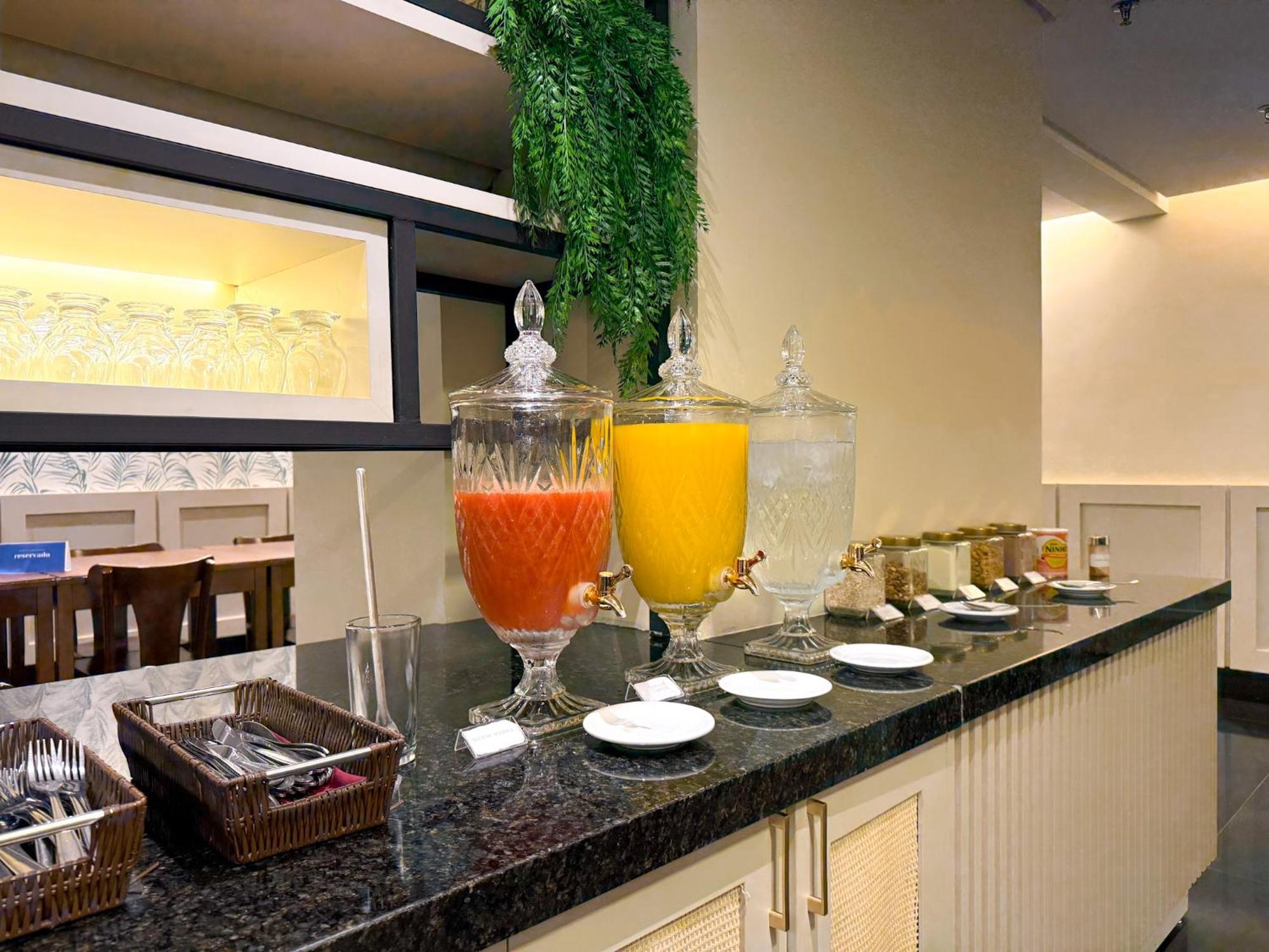 Vivence Suites Hotel Palmas Палмас Экстерьер фото